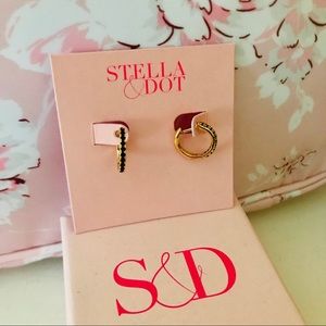 Stella & Dot Reversible Huggies